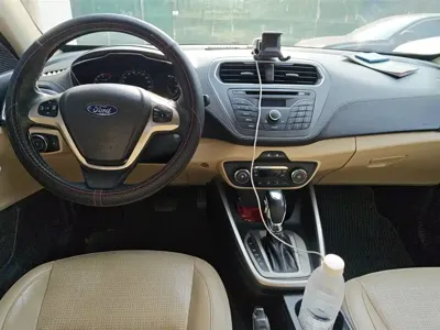 Ford Escort
