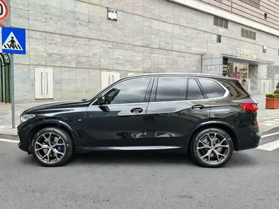 BMW X5 (Import)
