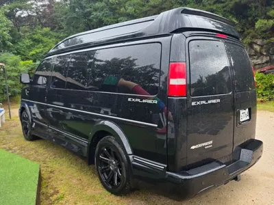 Chevrolet Express Van