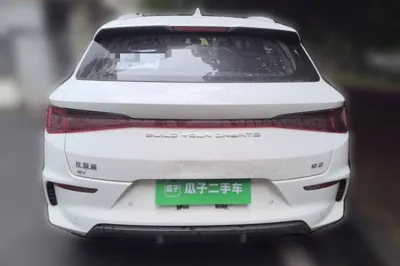 BYD e2