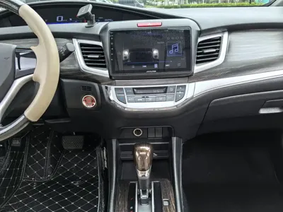 Honda Jade