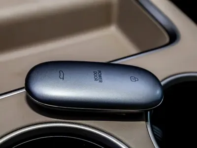 Li Auto Li MEGA