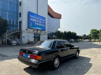Toyota Crown (Import)