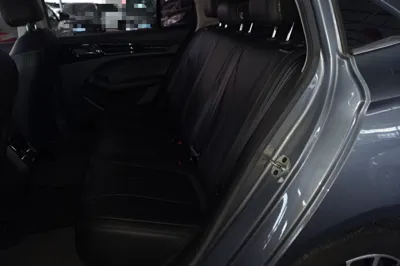 Roewe i5