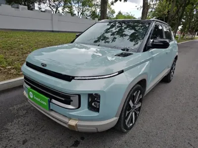 Geely ICON