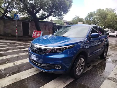 Qoros Qoros 5