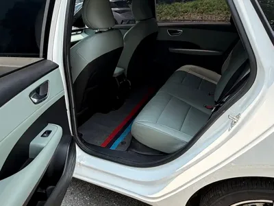 Roewe 荣威D6