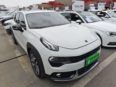 Lynk & Co 02