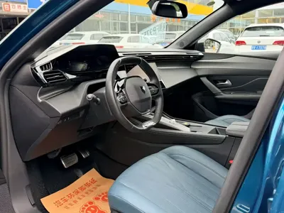 Peugeot 408X