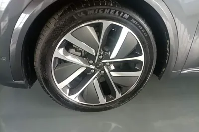 Li Auto L9