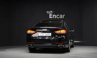 Hyundai Genesis