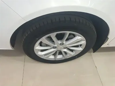 Geely Vision