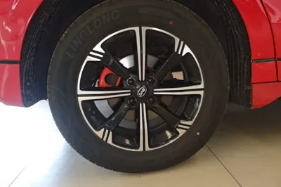 BYD e2