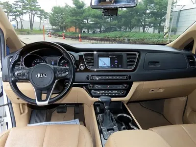 Kia Canival