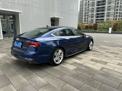Audi A5 (Import)