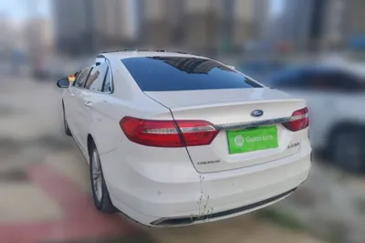 Ford Taurus