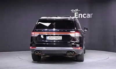 Lincoln Aviator