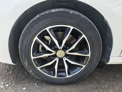BYD MAX