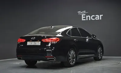 Hyundai Aslan