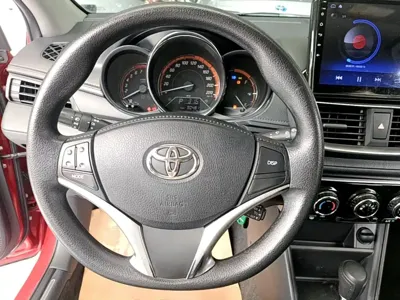 Toyota Yaris L