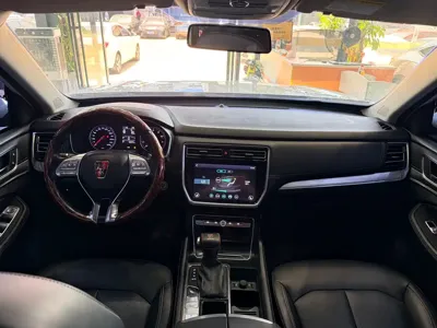 Roewe RX8