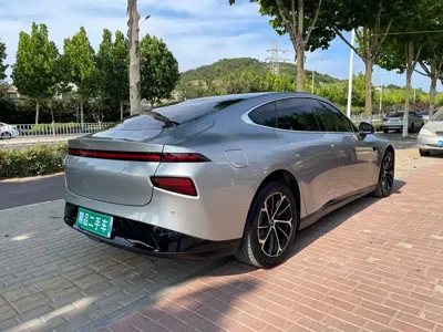 Xpeng P7