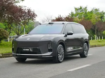 Nio ES8