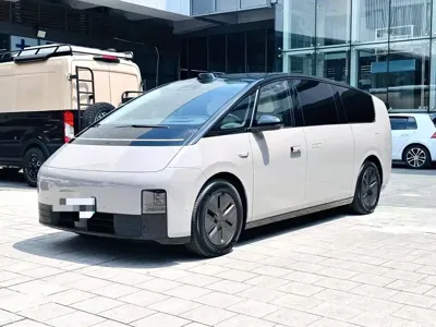 Li Auto Li MEGA