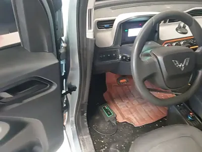 Wuling MINIEV