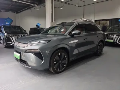 BYD 唐L
