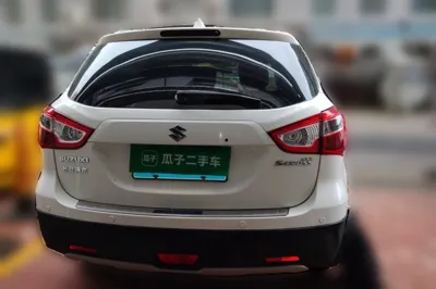 Suzuki S-Cross