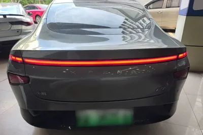 Xpeng P7