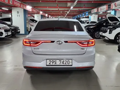 Renault-KoreaSamsung SM6