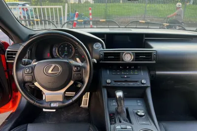 Lexus RC