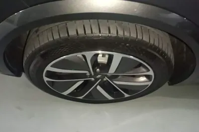 Li Auto L9