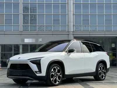 Nio ES8