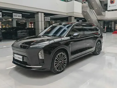 Nio ES8