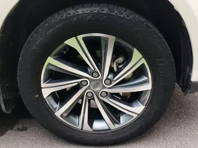Geely Vision X6