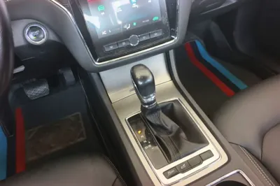 Roewe i6
