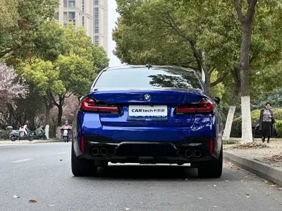 BMW M5