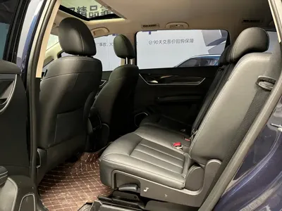 BYD MAX