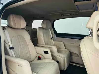 Buick GL8 Hybrid