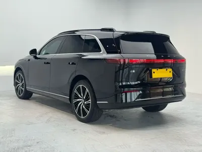 Xpeng G9