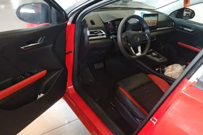 BYD e2