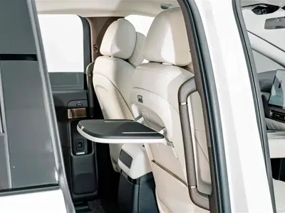 Li Auto Li MEGA