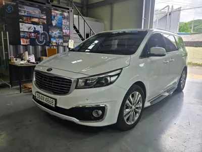 Kia Canival