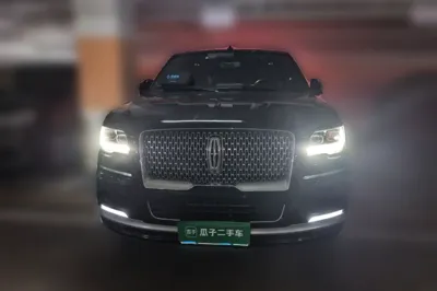 Lincoln Navigator
