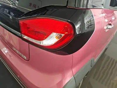 Baojun E100
