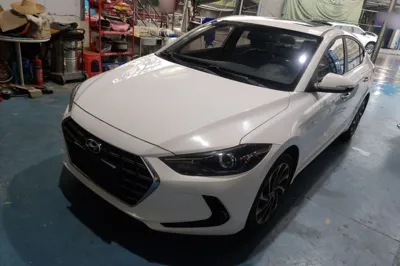 Hyundai Elantra (6th Generation