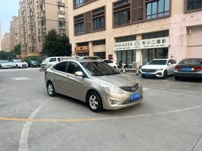 Hyundai Verna